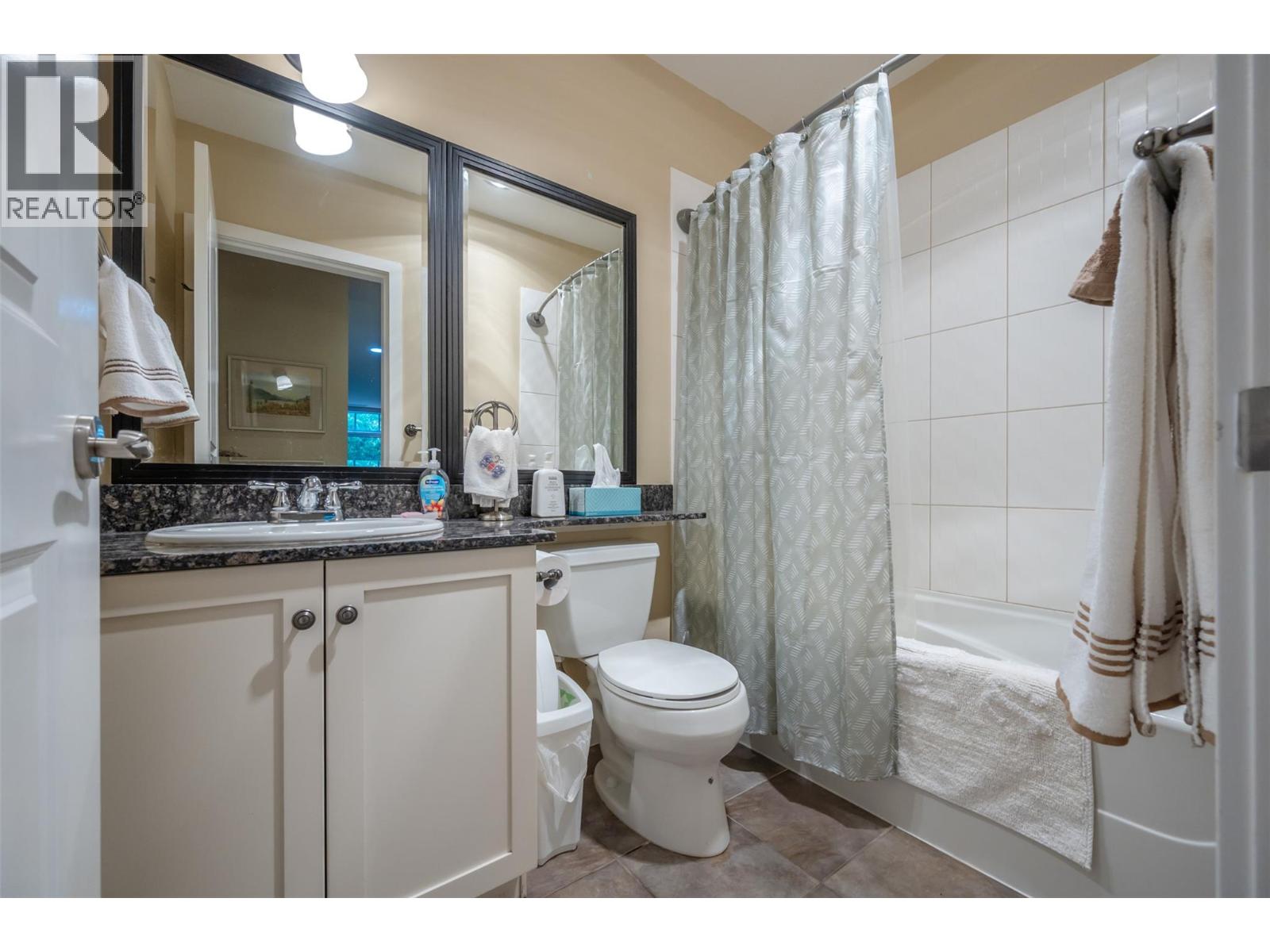 3301 Skaha Lake Road Unit# 102 Penticton Photo 33