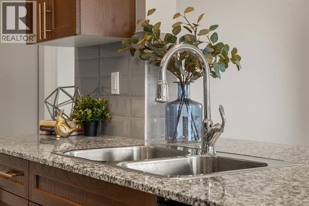 301, 10 Kincora Glen Park Nw, Calgary, Alberta  T3R 1K1 - Photo 4 - A2282022