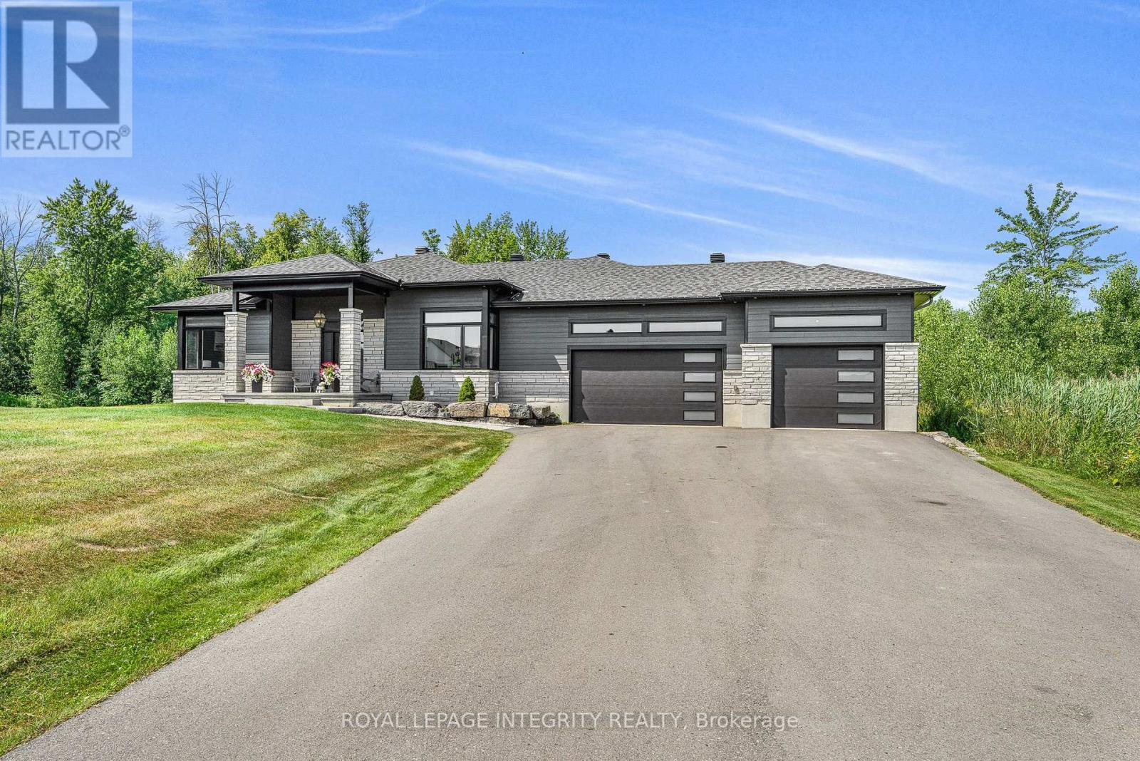 278 Roxanne Street, Clarence-Rockland, Ontario  K0A 1N0 - Photo 2 - X12755588