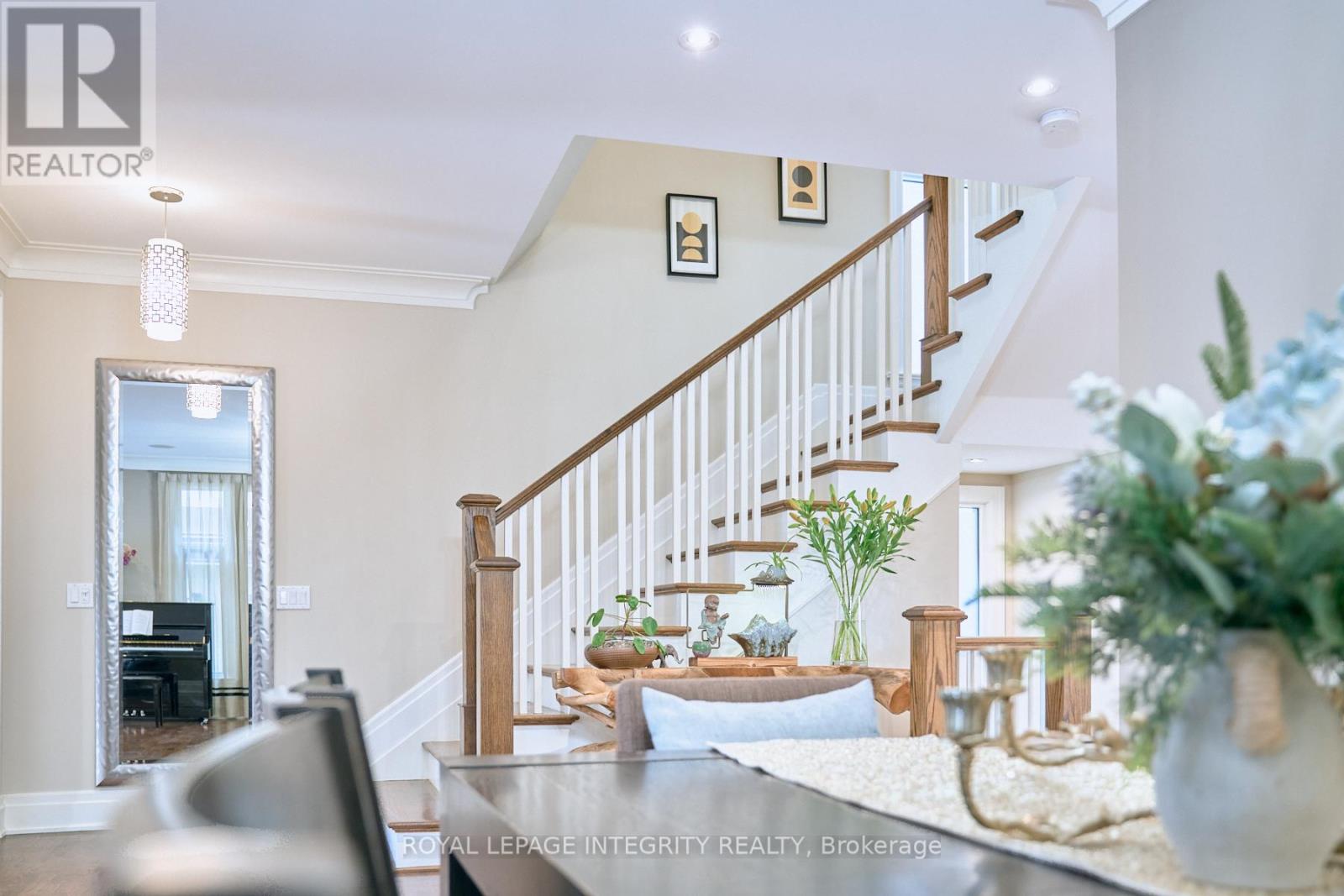 103 Black Maple Private, Ottawa, Ontario  K1M 0J3 - Photo 6 - X12755638