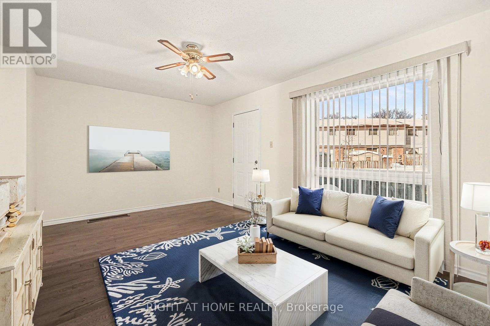 51 - 1213 Bowmount Street, Ottawa, Ontario  K1J 8T3 - Photo 4 - X12755642