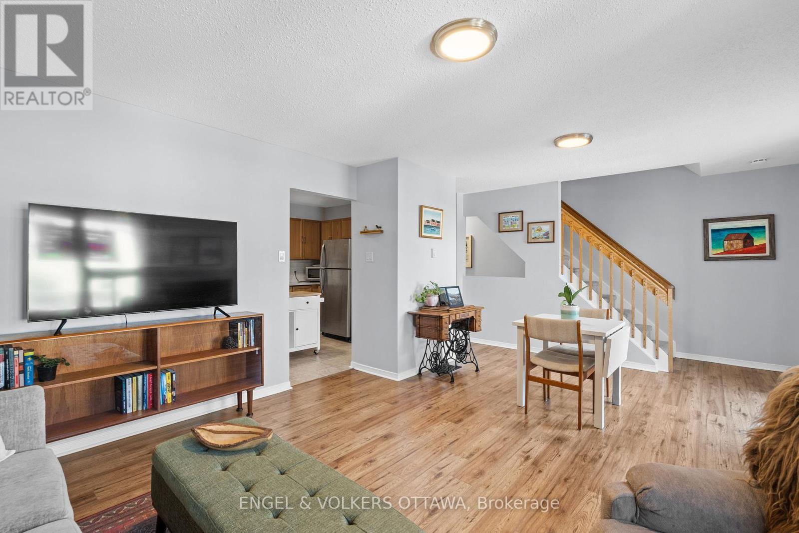 212 - 12 Terrace Drive, Ottawa, Ontario  K2H 9J3 - Photo 15 - X12755676