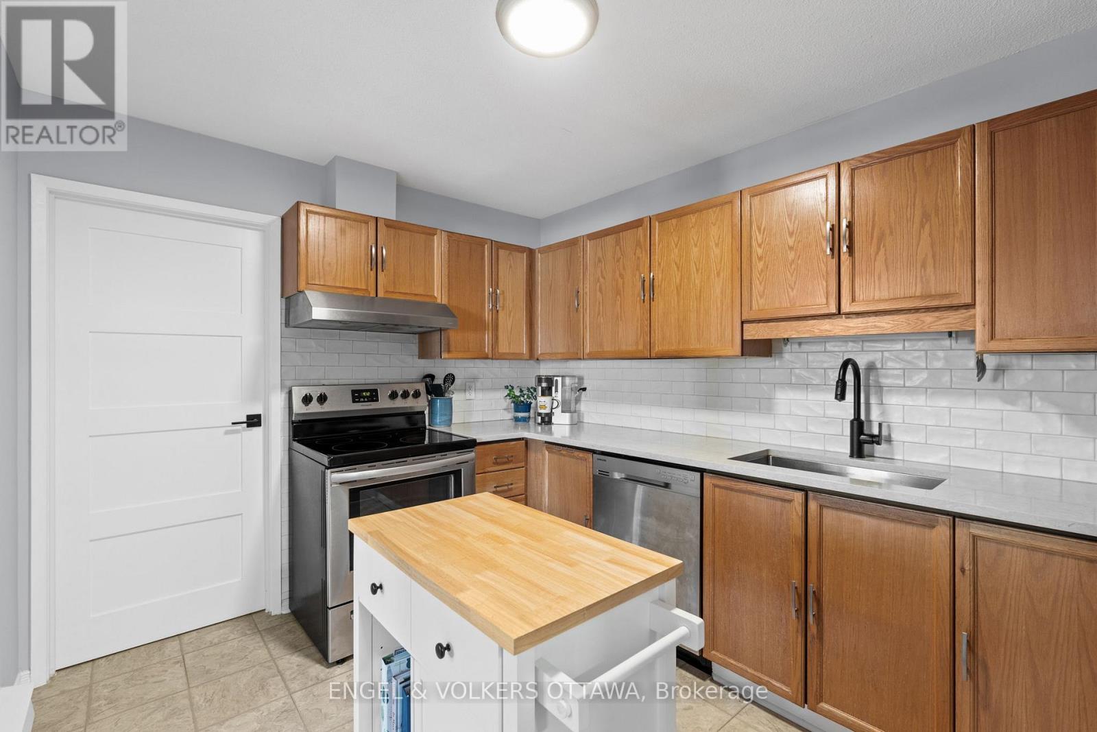 212 - 12 Terrace Drive, Ottawa, Ontario  K2H 9J3 - Photo 8 - X12755676