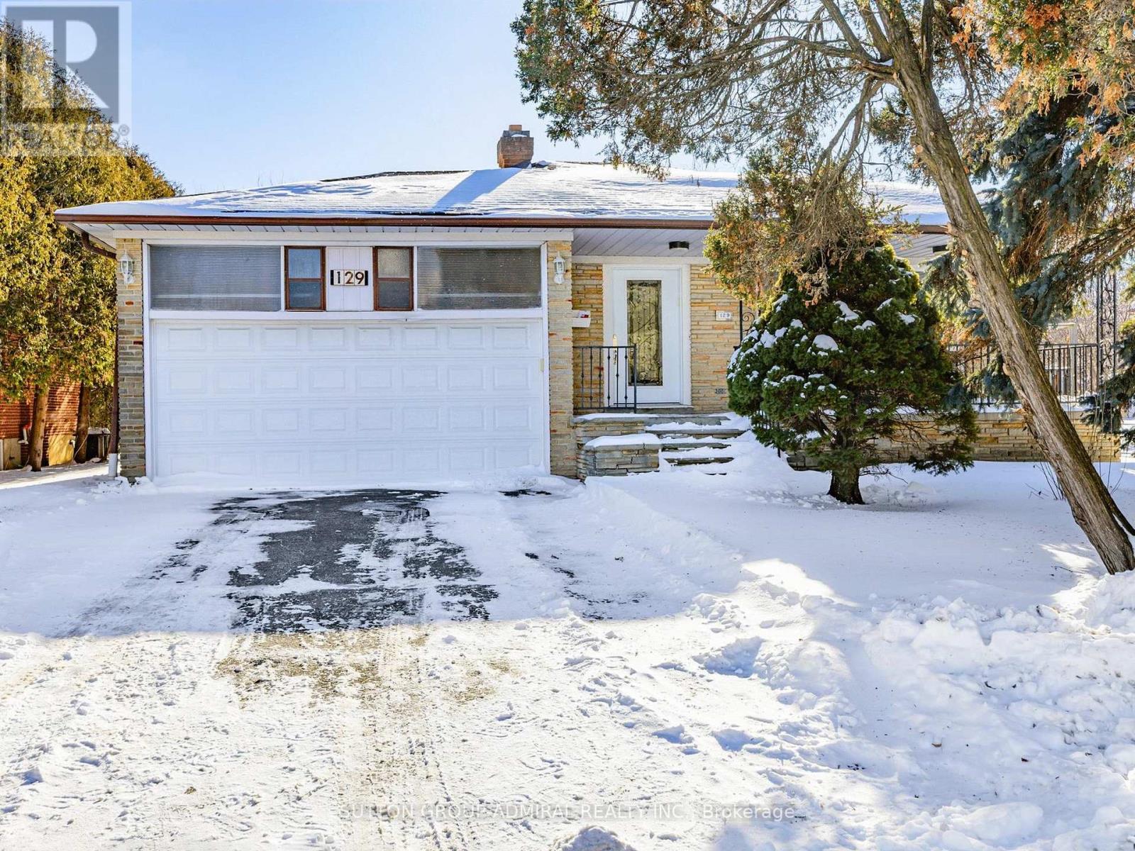 Upper - 129 Crestwood Road, Vaughan, Ontario  L4J 1A7 - Photo 2 - N12714718