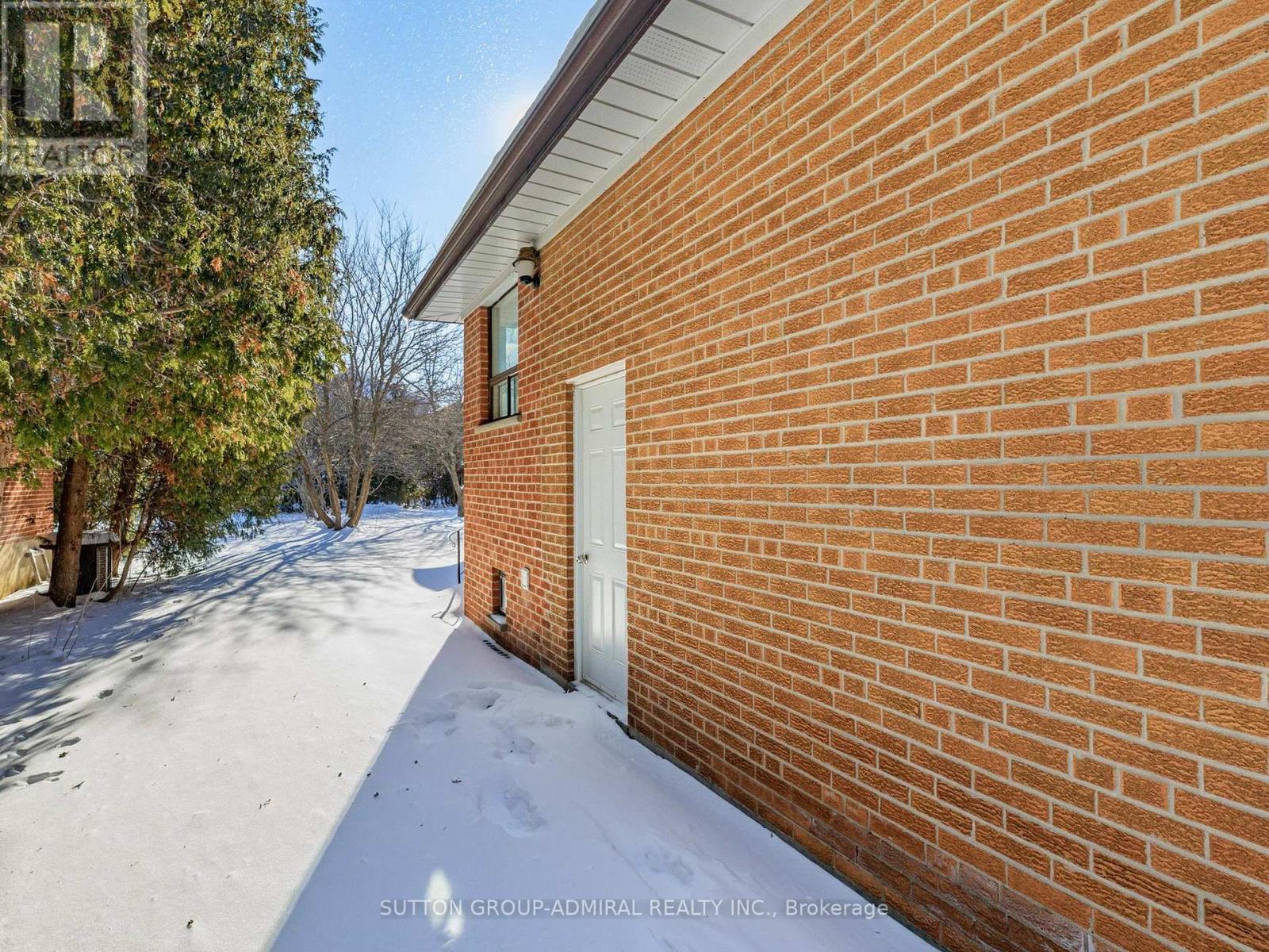 Upper - 129 Crestwood Road, Vaughan, Ontario  L4J 1A7 - Photo 30 - N12714718