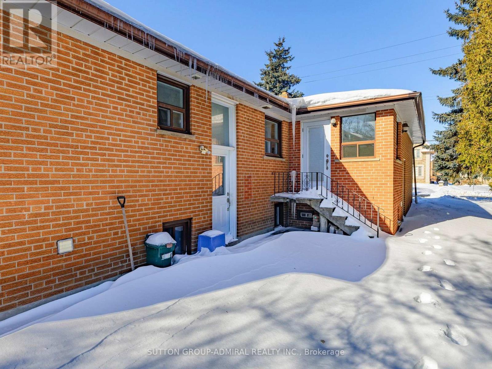 Upper - 129 Crestwood Road, Vaughan, Ontario  L4J 1A7 - Photo 31 - N12714718