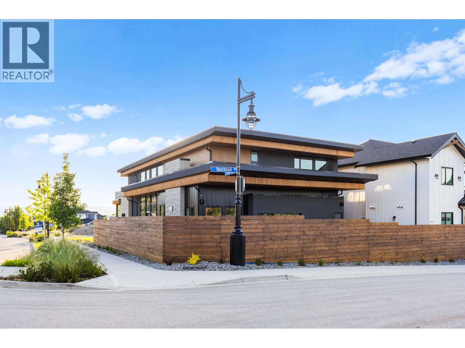 4983 Bucktail Lane, Kelowna, British Columbia  V1W 5L3 - Photo 7 - 10374825