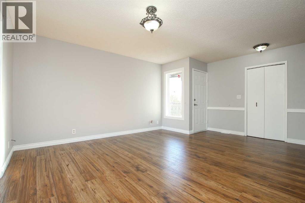 69 Erickson Drive, Red Deer, Alberta  T4R 1X8 - Photo 7 - A2279865