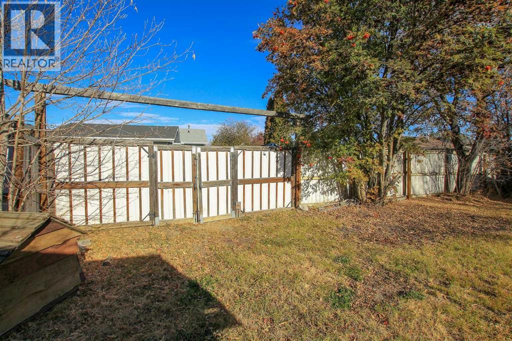 69 Erickson Drive, Red Deer, Alberta  T4R 1X8 - Photo 43 - A2279865