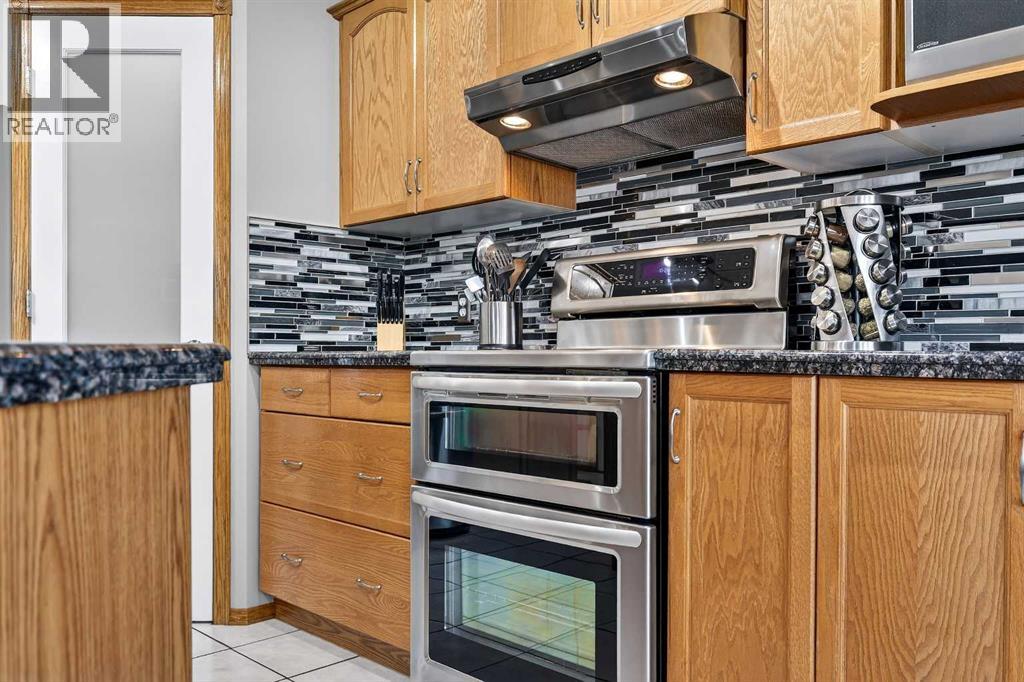 195 Cove Crescent, Chestermere, Alberta  T1X 1J6 - Photo 9 - A2281980