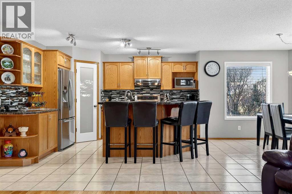 195 Cove Crescent, Chestermere, Alberta  T1X 1J6 - Photo 6 - A2281980