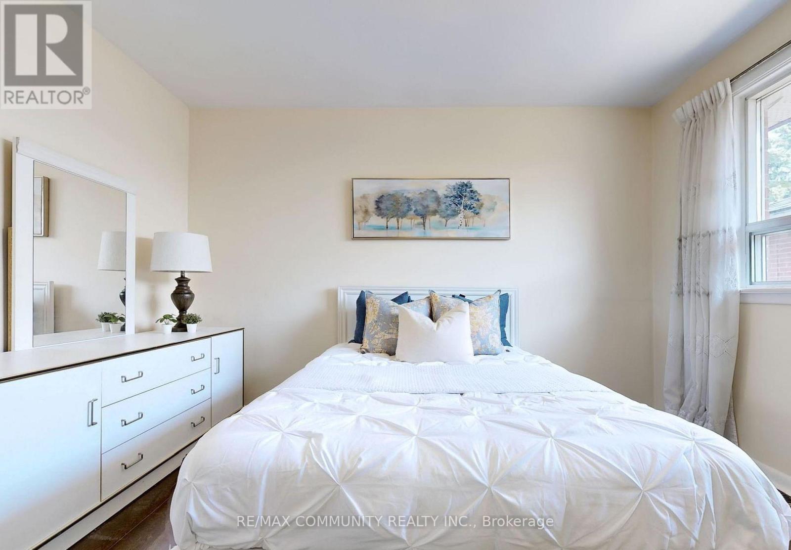 Main - 1 Applefield Drive, Toronto, Ontario  M1P 3X8 - Photo 16 - E12755598