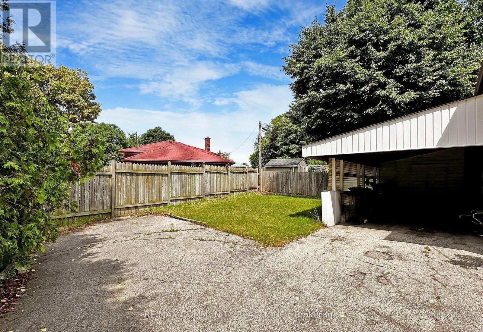 Main - 1 Applefield Drive, Toronto, Ontario  M1P 3X8 - Photo 23 - E12755598