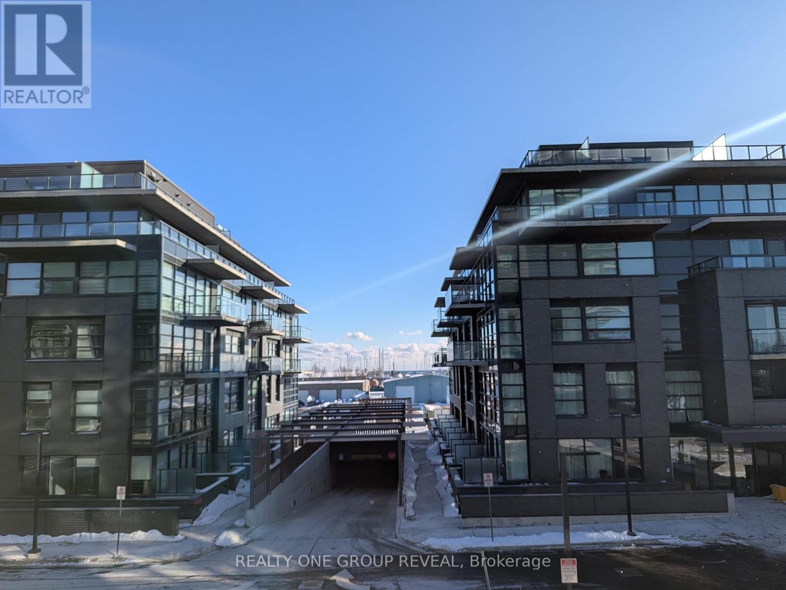 203 - 1601 Charles Street, Whitby, Ontario  L1N 0P1 - Photo 13 - E12755620