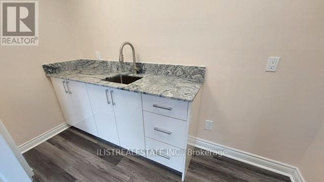 Upper - 458 Service Road, Whitchurch-Stouffville, Ontario  L4A 2S9 - Photo 8 - N12755596