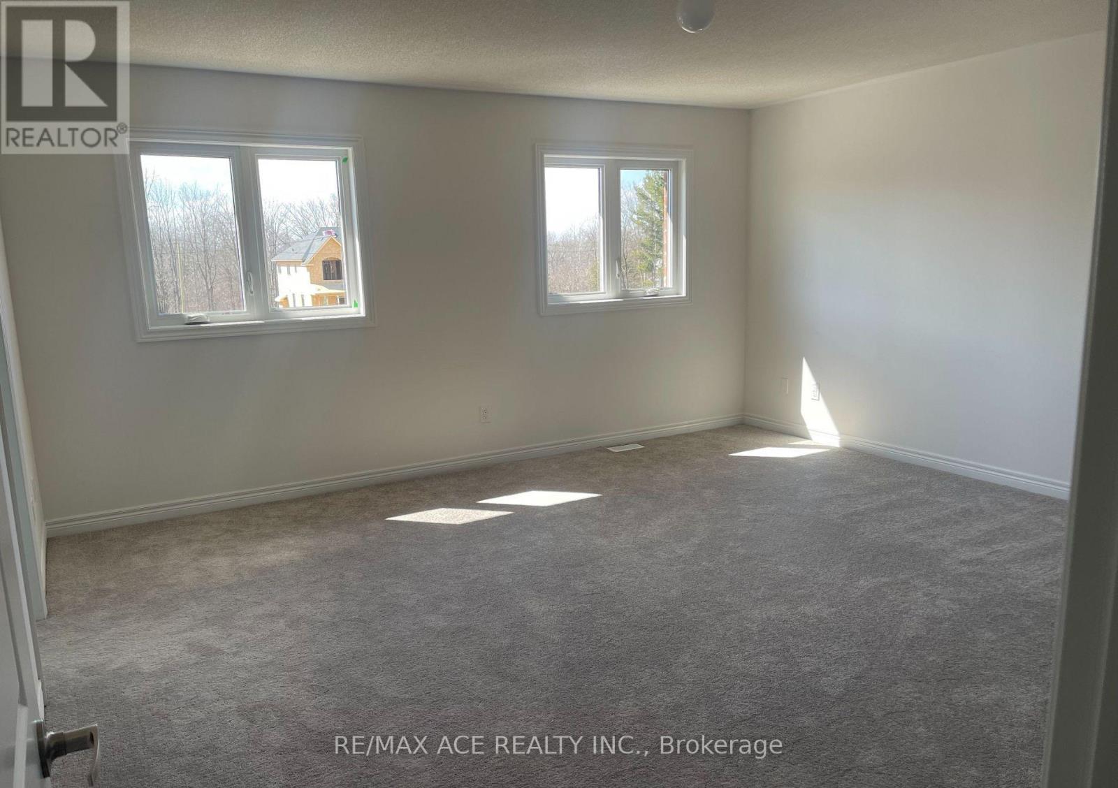 6 Wakefield Boulevard, Essa, Ontario  L0M 1B5 - Photo 10 - N12755682