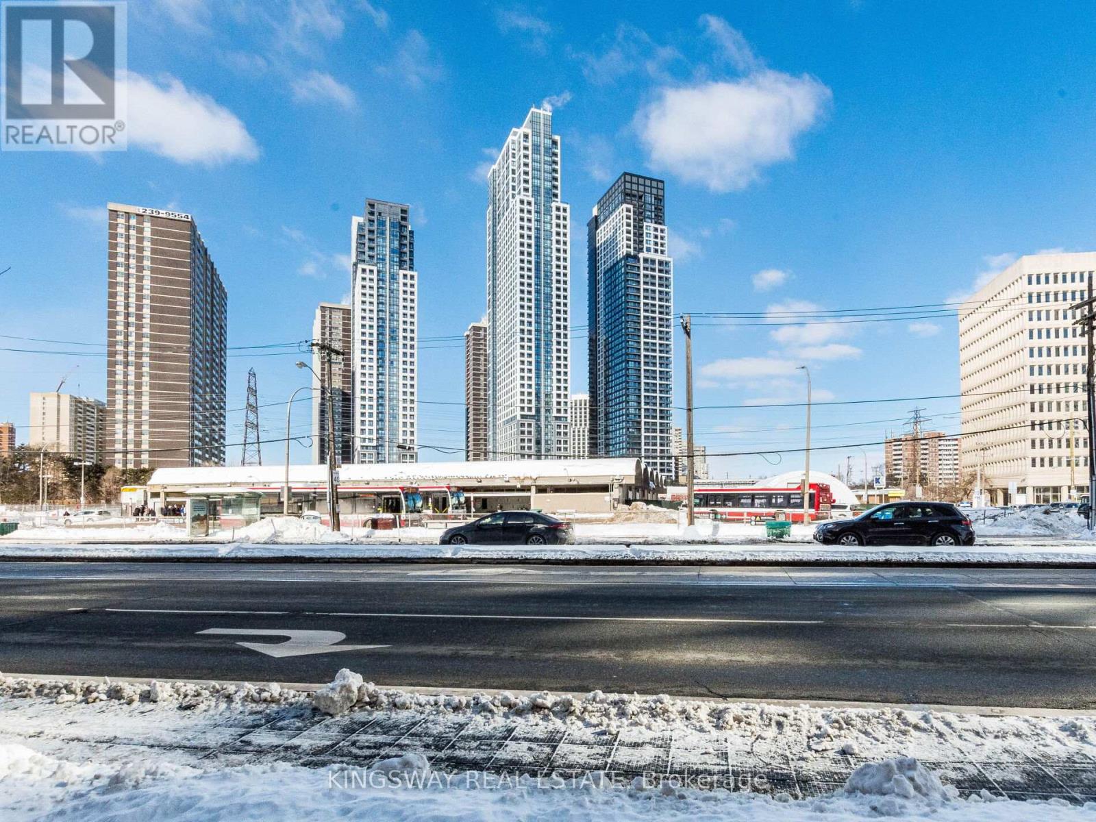 7 - 3391 Bloor Street W, Toronto, Ontario  M8X 1G3 - Photo 7 - W12731356