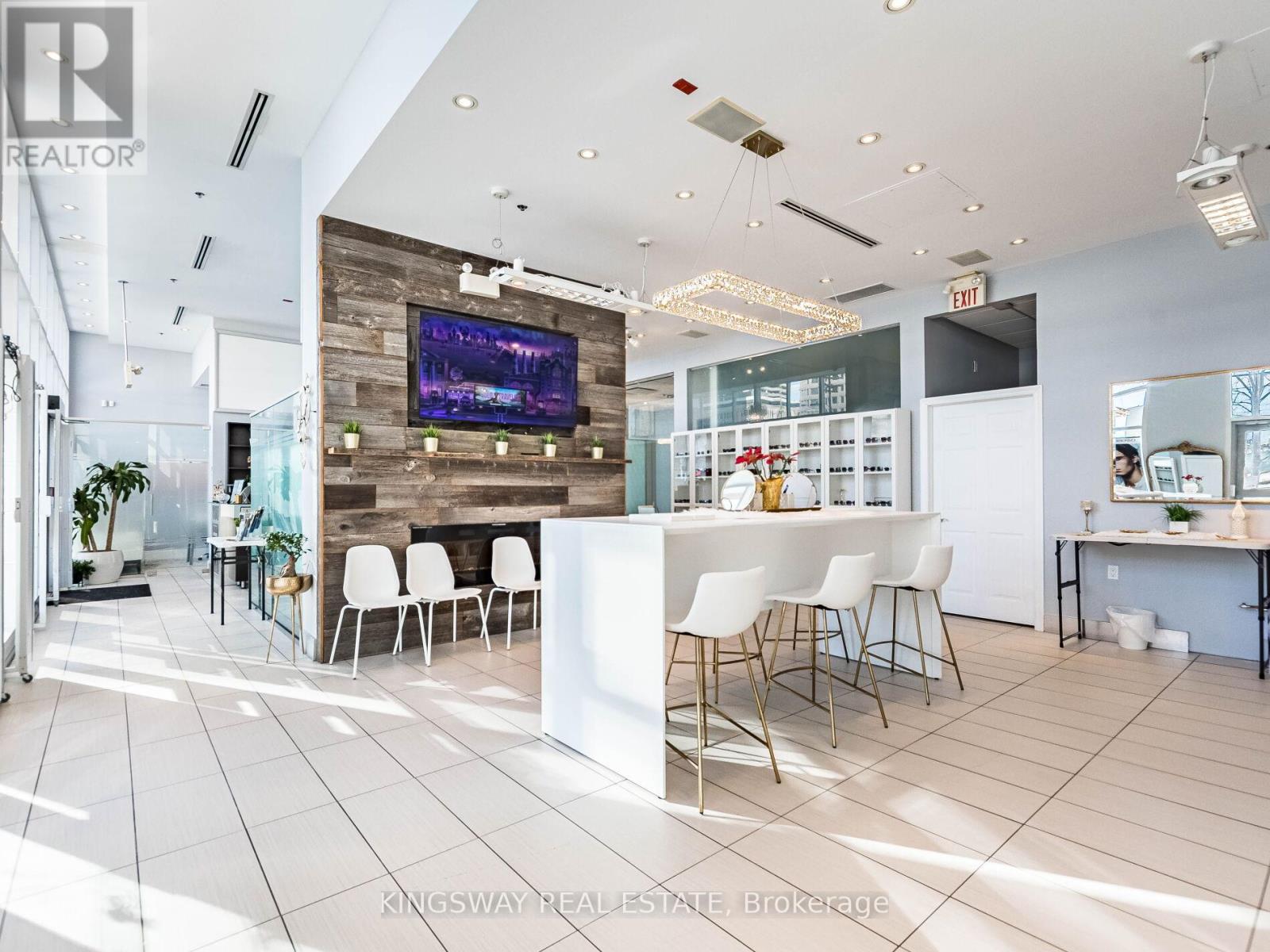 7 - 3391 Bloor Street W, Toronto, Ontario  M8X 1G3 - Photo 16 - W12731356