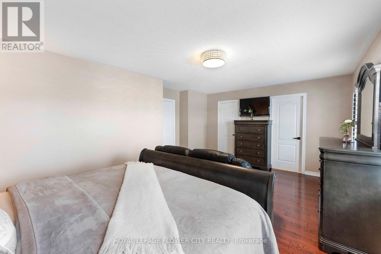 91 Abitibi Lake Drive, Brampton, Ontario  L6R 0V7 - Photo 24 - W12755344