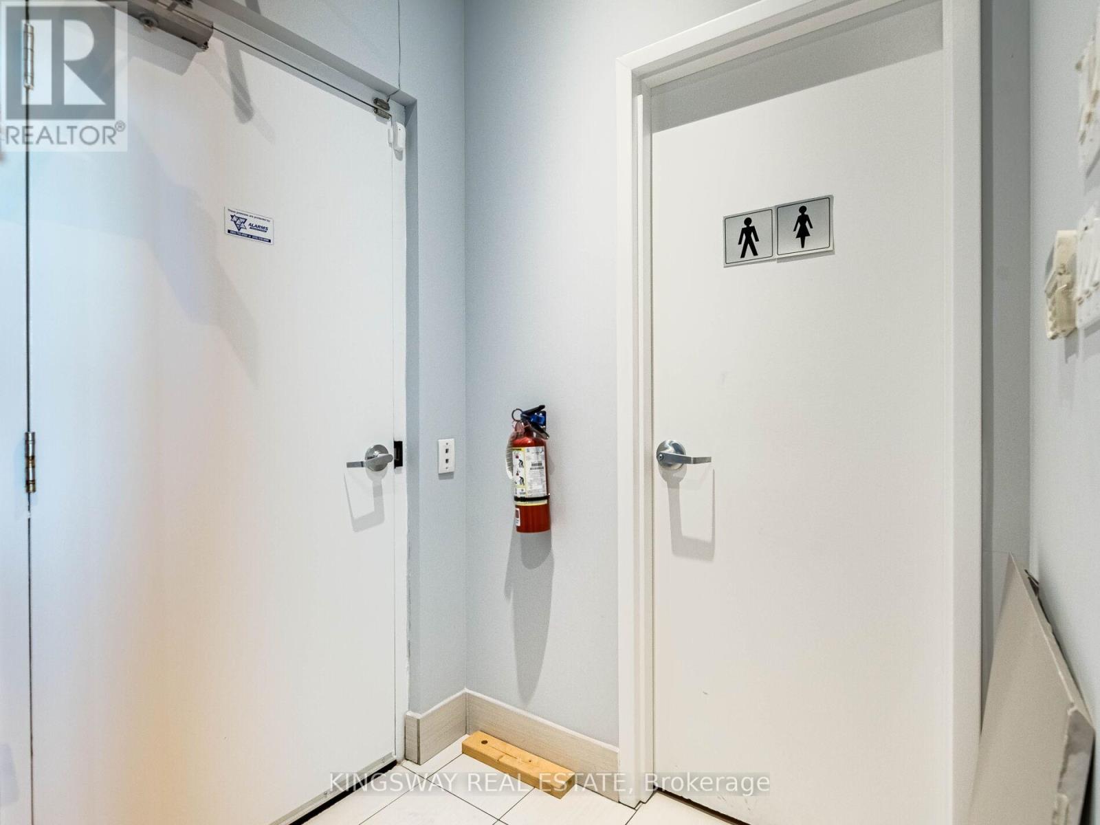 7 - 3391 Bloor Street W, Toronto, Ontario  M8X 1G3 - Photo 22 - W12731356