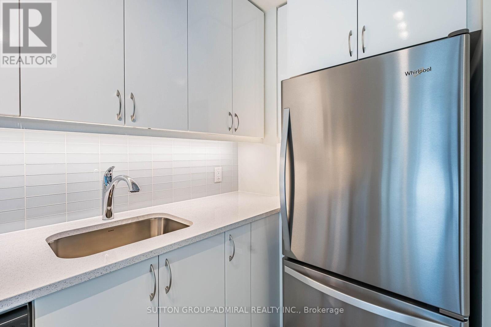 4806 - 38 Annie Craig Drive, Toronto, Ontario  M8V 0G9 - Photo 5 - W12755612