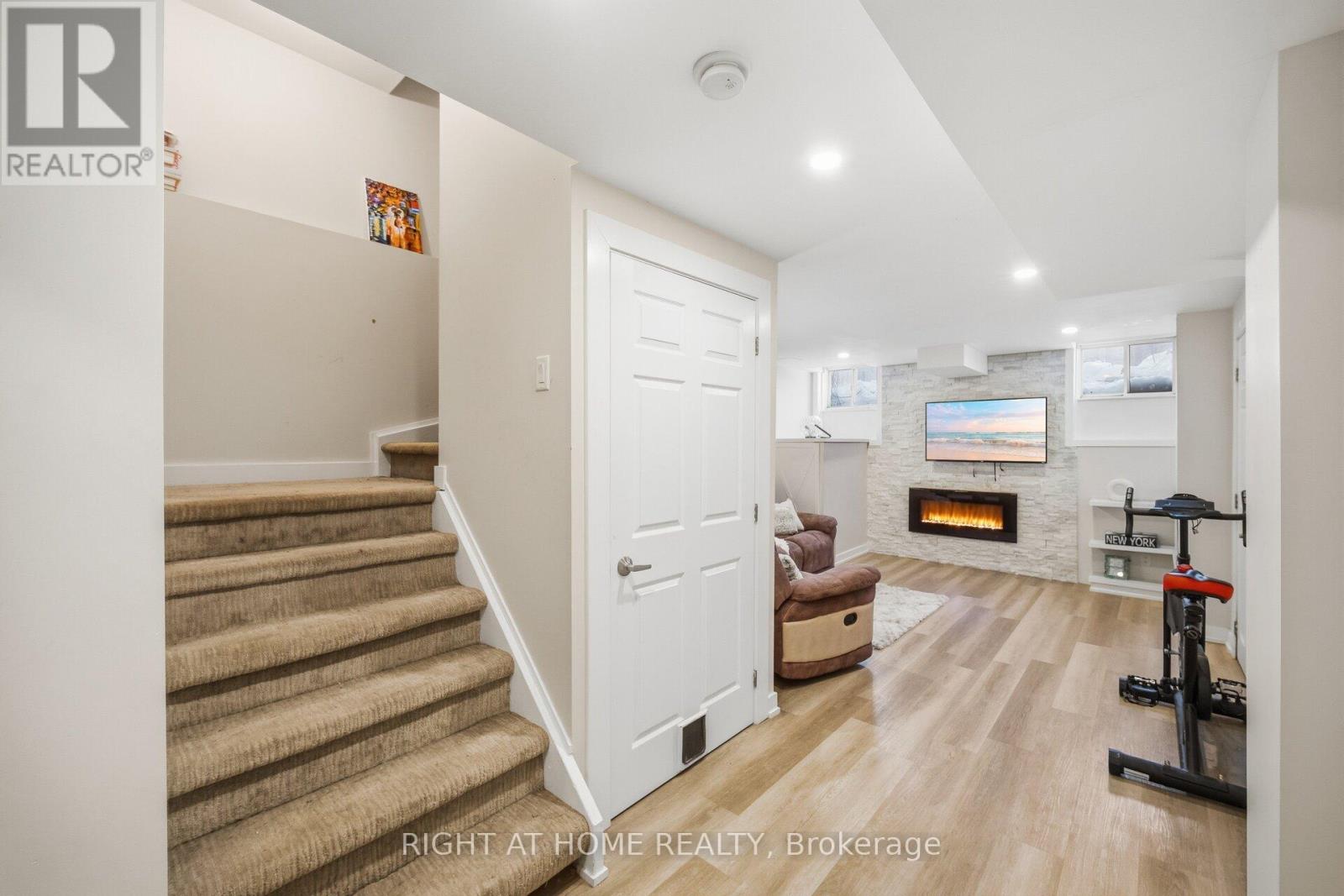 1457 Clark Boulevard, Milton (Be Beaty), Ontario  L9T 6M5 - Photo 35 - W12755618