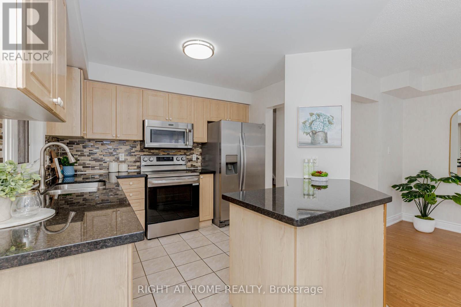 3821 Partition Road, Mississauga, Ontario  L5N 8N3 - Photo 11 - W12755626