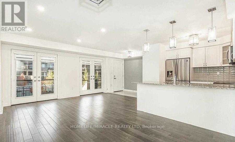 193 - 200 Veterans Drive, Brampton, Ontario  L7A 4S6 - Photo 11 - W12755662