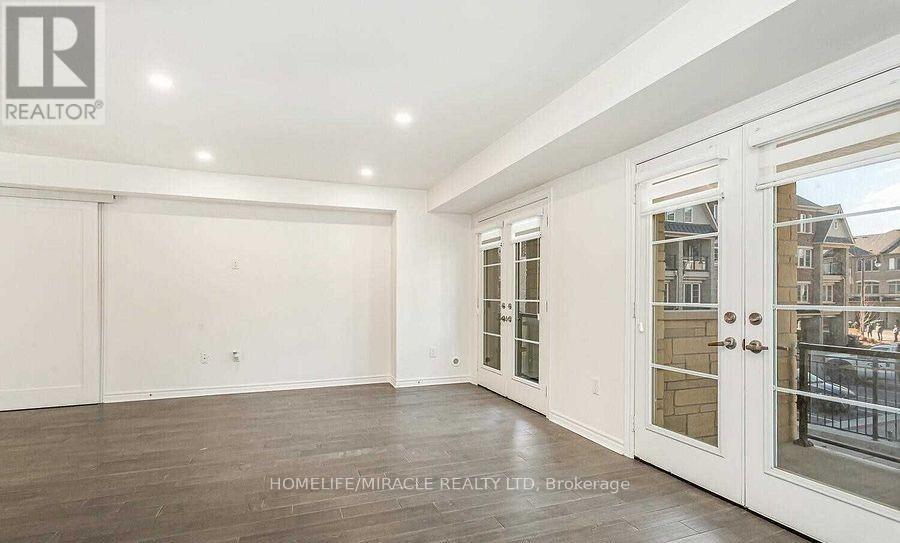 193 - 200 Veterans Drive, Brampton, Ontario  L7A 4S6 - Photo 9 - W12755662