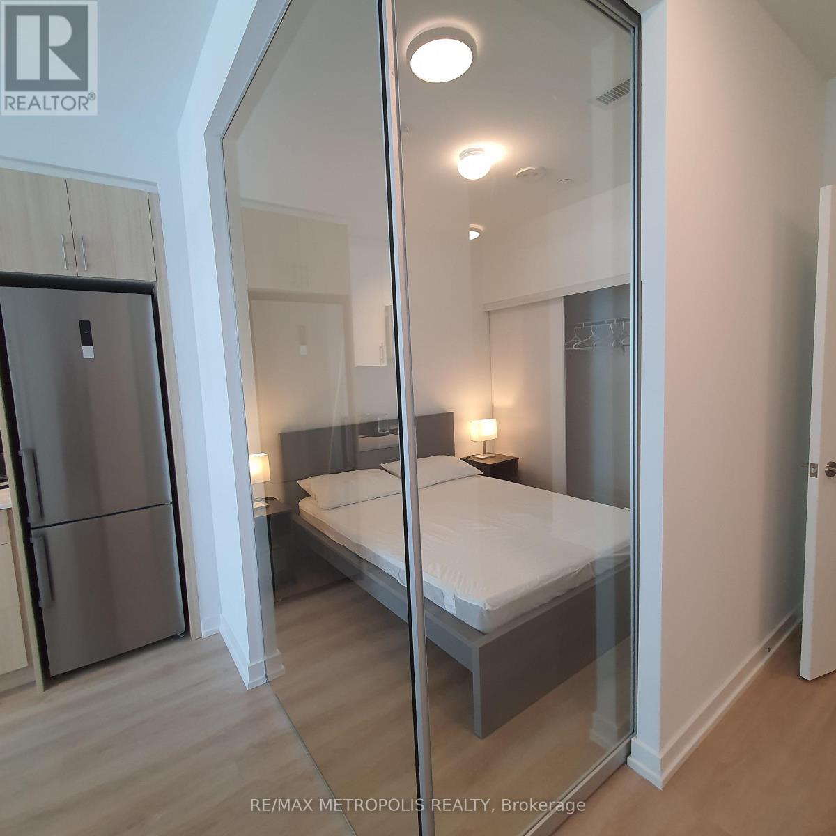 807 - 1195 The Queensway, Toronto, Ontario  M8Z 1R7 - Photo 10 - W12755672