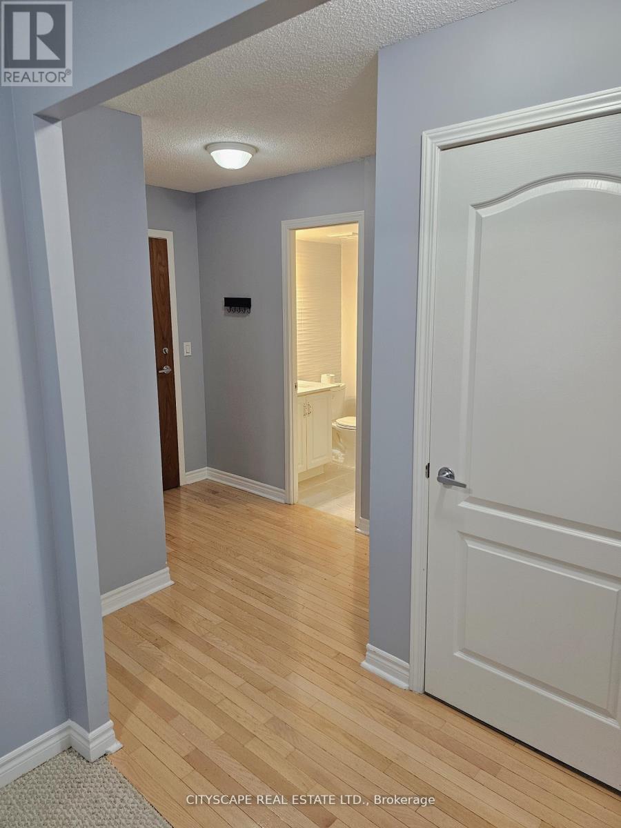 1812 - 1 Elm Drive W, Mississauga, Ontario L5B 4M1 - Photo 11 - W12755678