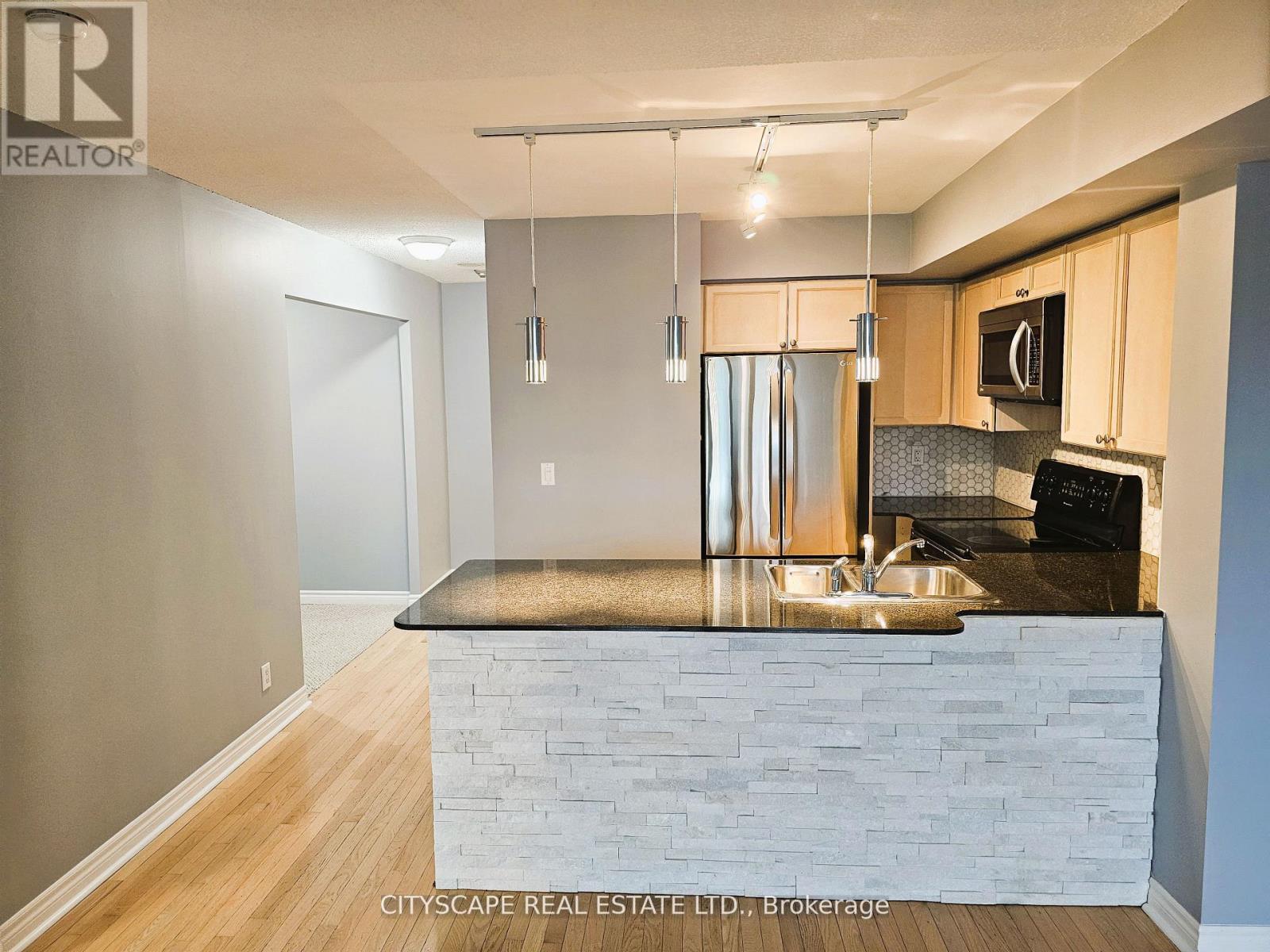 1812 - 1 Elm Drive W, Mississauga, Ontario L5B 4M1 - Photo 5 - W12755678