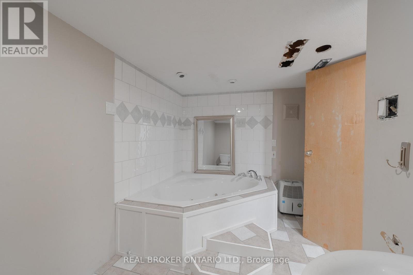 66 Maitland Street, Thorold, Ontario  L2V 3A9 - Photo 26 - X12755604