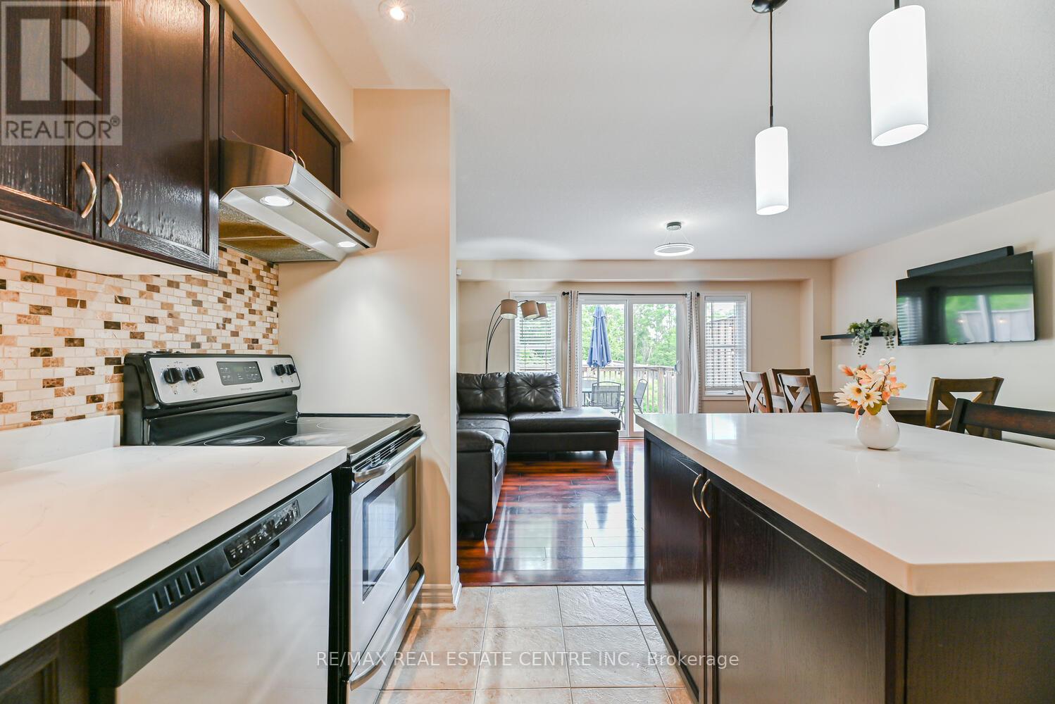 4 - 535 Margaret Street, Cambridge, Ontario N3H 0A5 - Photo 6 - X12755608