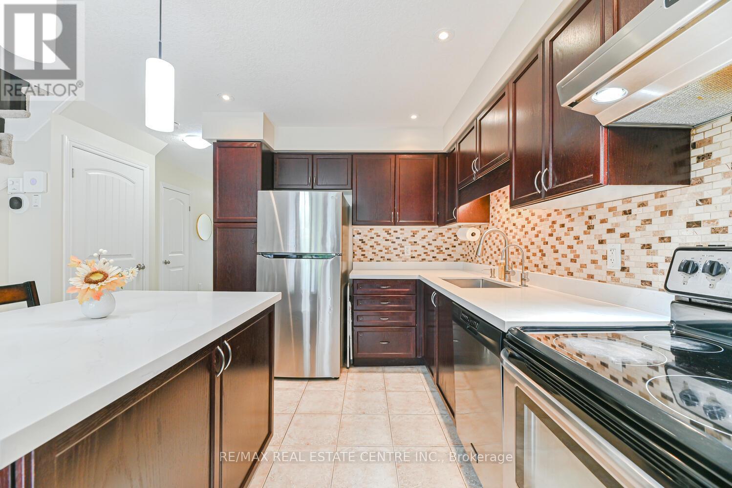 4 - 535 Margaret Street, Cambridge, Ontario N3H 0A5 - Photo 7 - X12755608