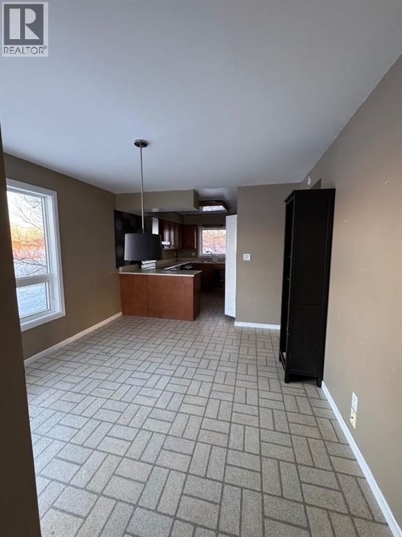 157 Brooks Place, Fort Mcmurray, Alberta  T9K 2E9 - Photo 7 - A2276700