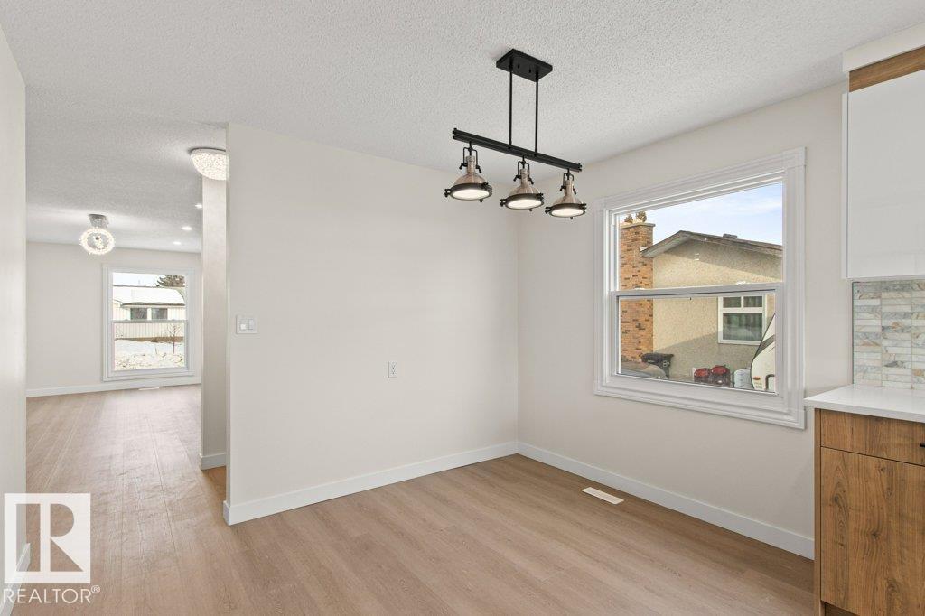 3043 142 Av Nw, Edmonton, Alberta  T5Y 1J1 - Photo 14 - E4471540