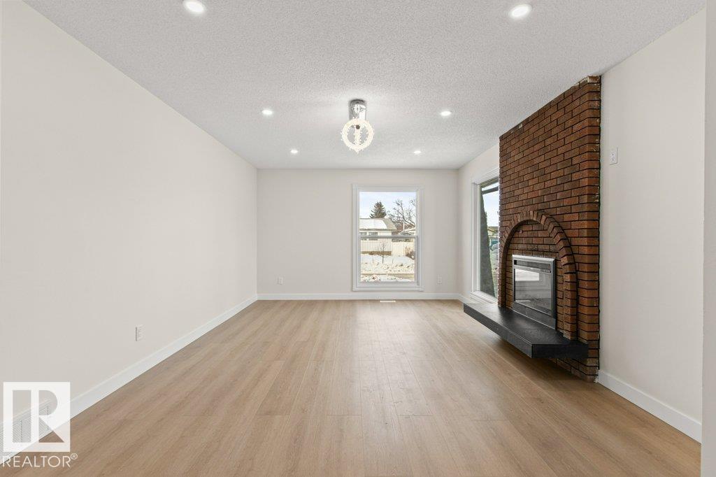 3043 142 Av Nw, Edmonton, Alberta  T5Y 1J1 - Photo 15 - E4471540