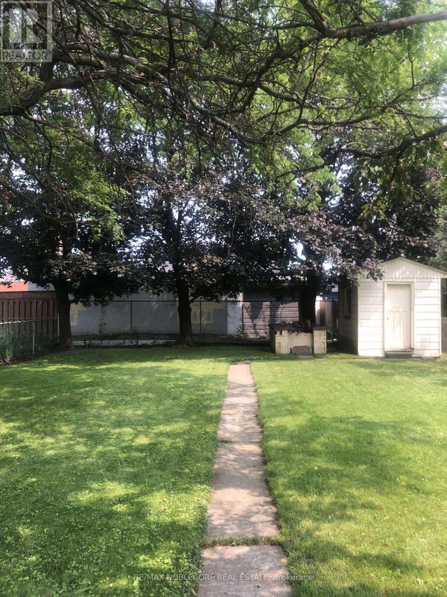 93 Mcintosh Street, Toronto, Ontario  M1N 3Y6 - Photo 34 - E12753092