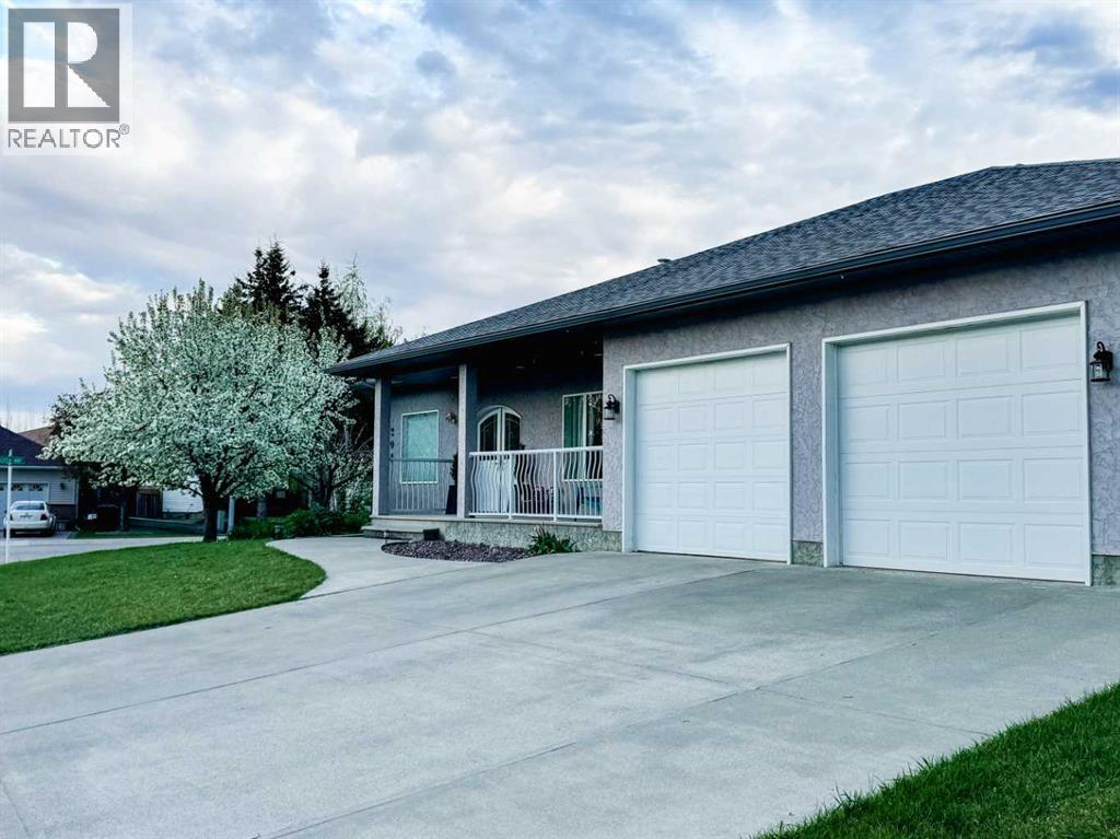 201 Aspen Way, Vulcan, Alberta  T0L 2B0 - Photo 1 - A2283694