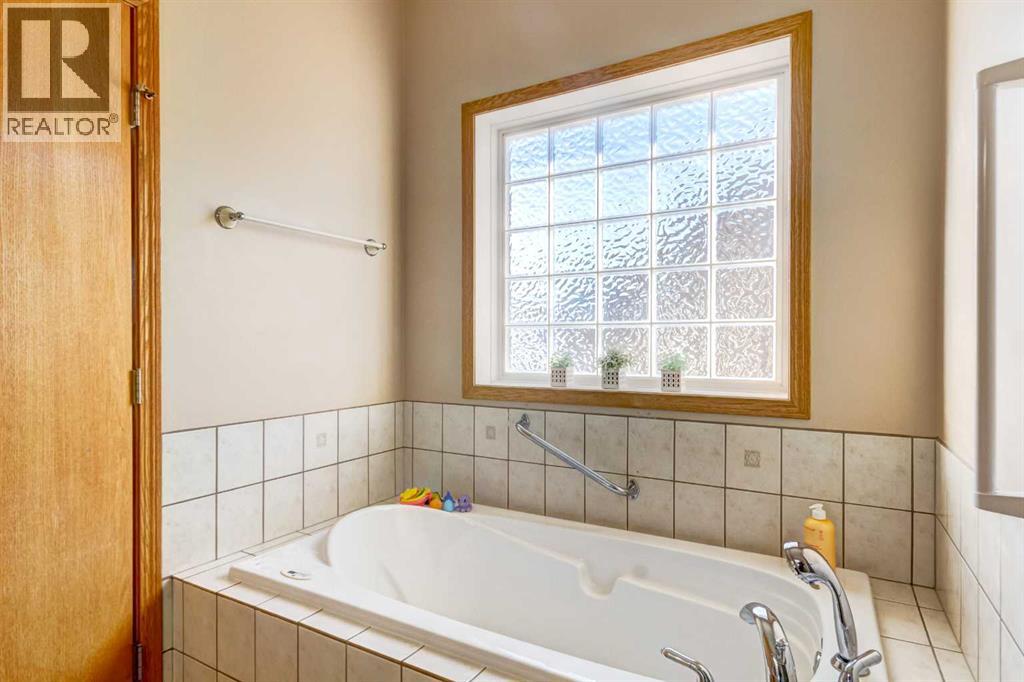 201 Aspen Way, Vulcan, Alberta  T0L 2B0 - Photo 21 - A2283694