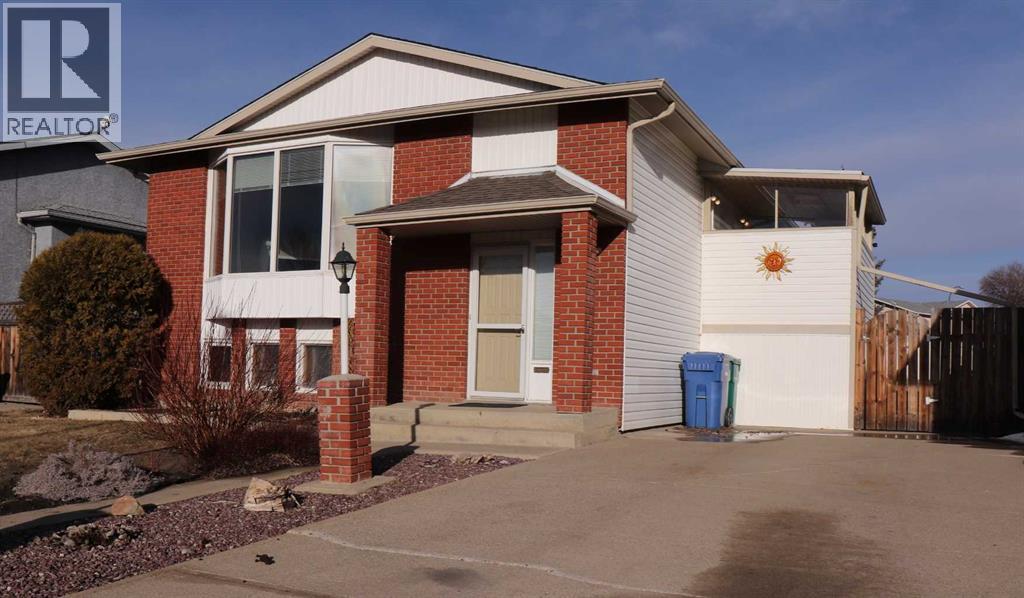 164 Mt Crandell Crescent W, Lethbridge, Alberta