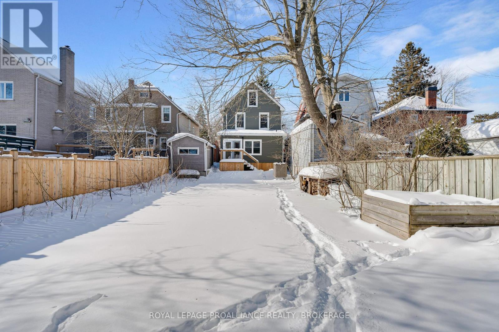 29 Livingston Avenue, Kingston (Central City East), Ontario  K7L 4L1 - Photo 42 - X12755736