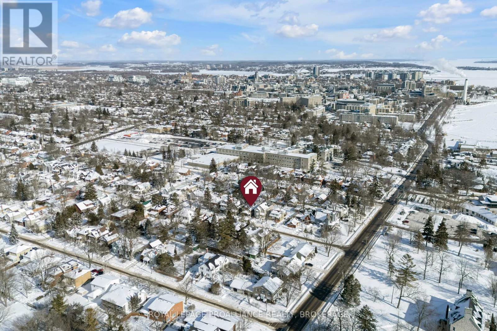 29 Livingston Avenue, Kingston (Central City East), Ontario  K7L 4L1 - Photo 48 - X12755736