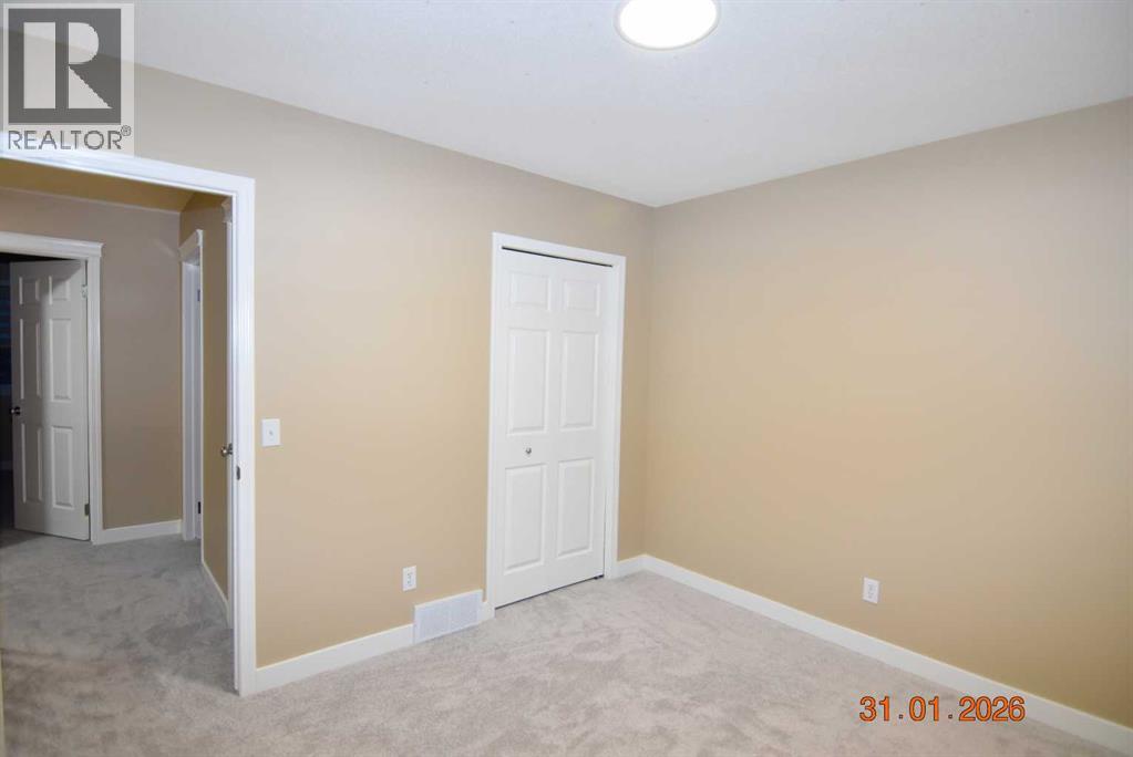 78 Somerglen Way Sw, Calgary, Alberta  T2Y 4B1 - Photo 18 - A2282880