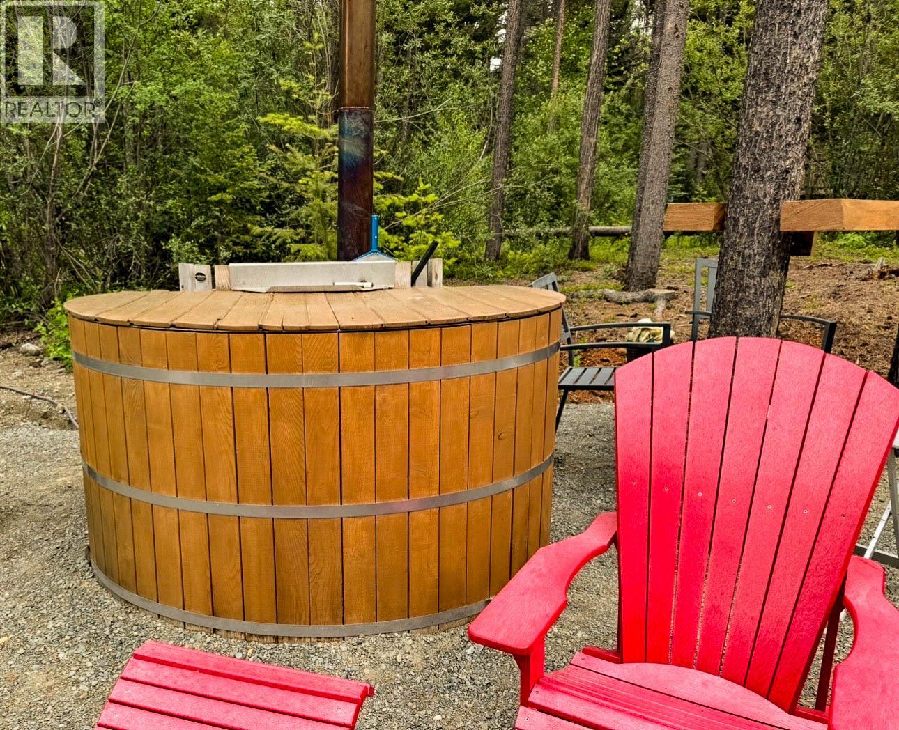 7068 Gun Lake West Road, Gold Bridge, British Columbia  V0K 1P0 - Photo 21 - 10374760