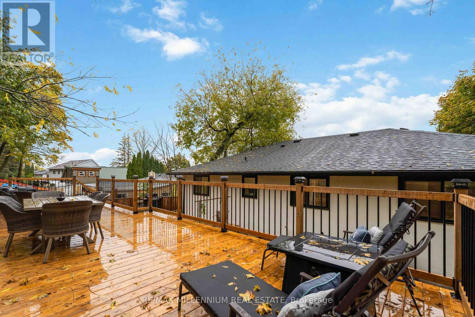 45 Bradley Street, St. Catharines, Ontario  L2T 1R5 - Photo 40 - X12509314