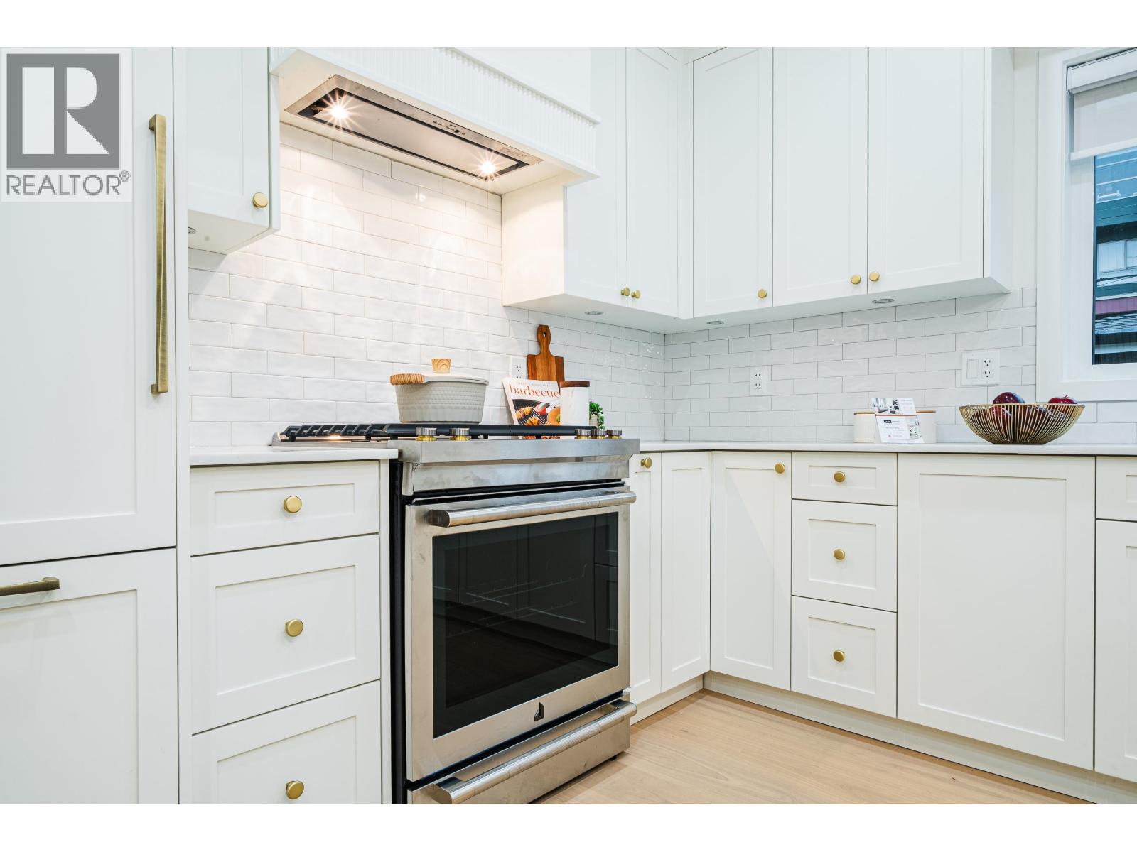 3462 Welwyn Street, Vancouver, British Columbia  V5N 3Y7 - Photo 11 - R3086297