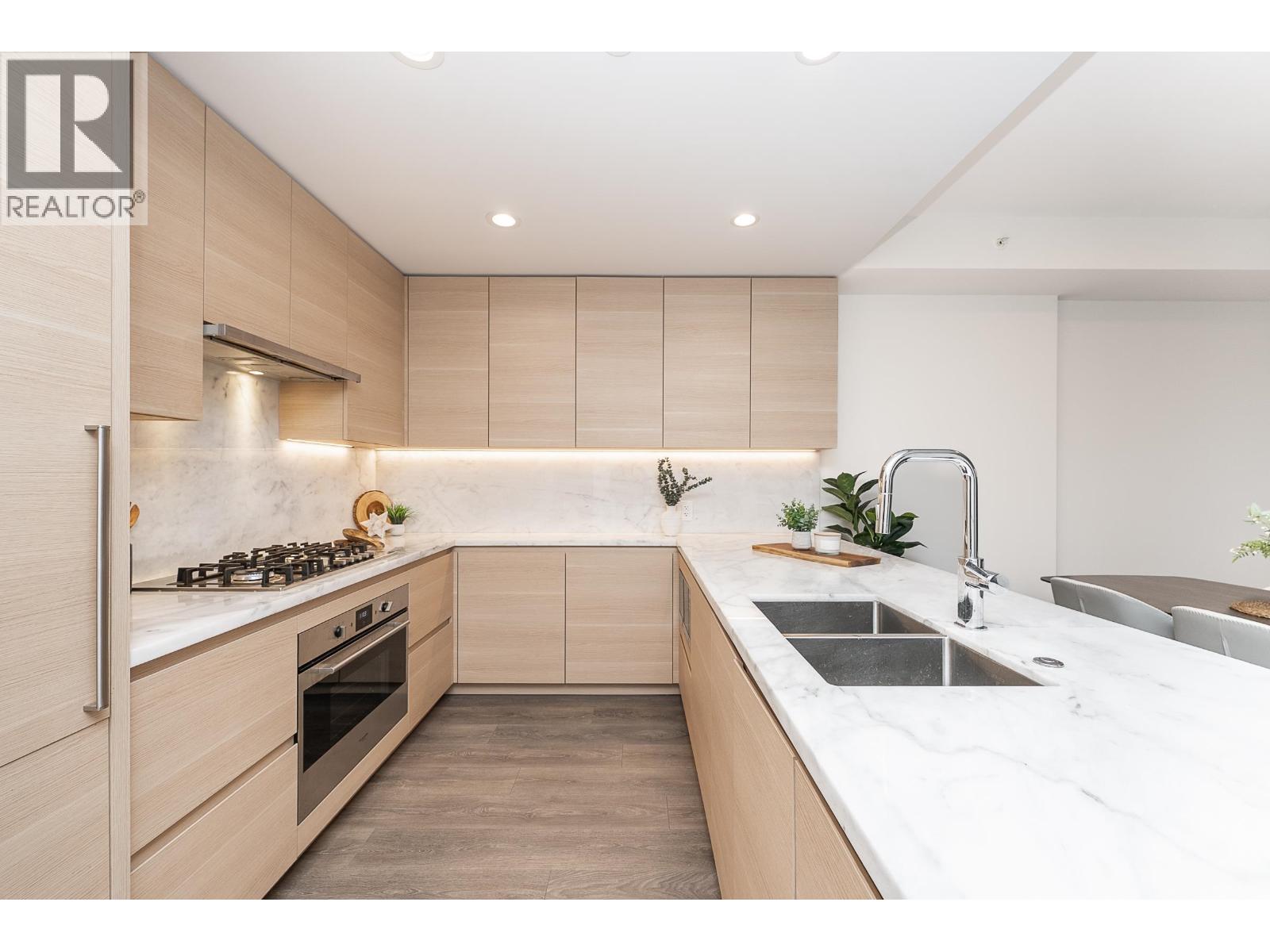 1806 308 MORRISSEY ROAD, Port Moody, British Columbia