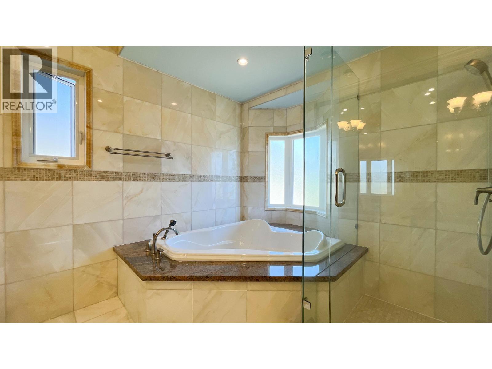 4319 Greta Street, Burnaby, British Columbia  V5J 1N9 - Photo 18 - R3086293